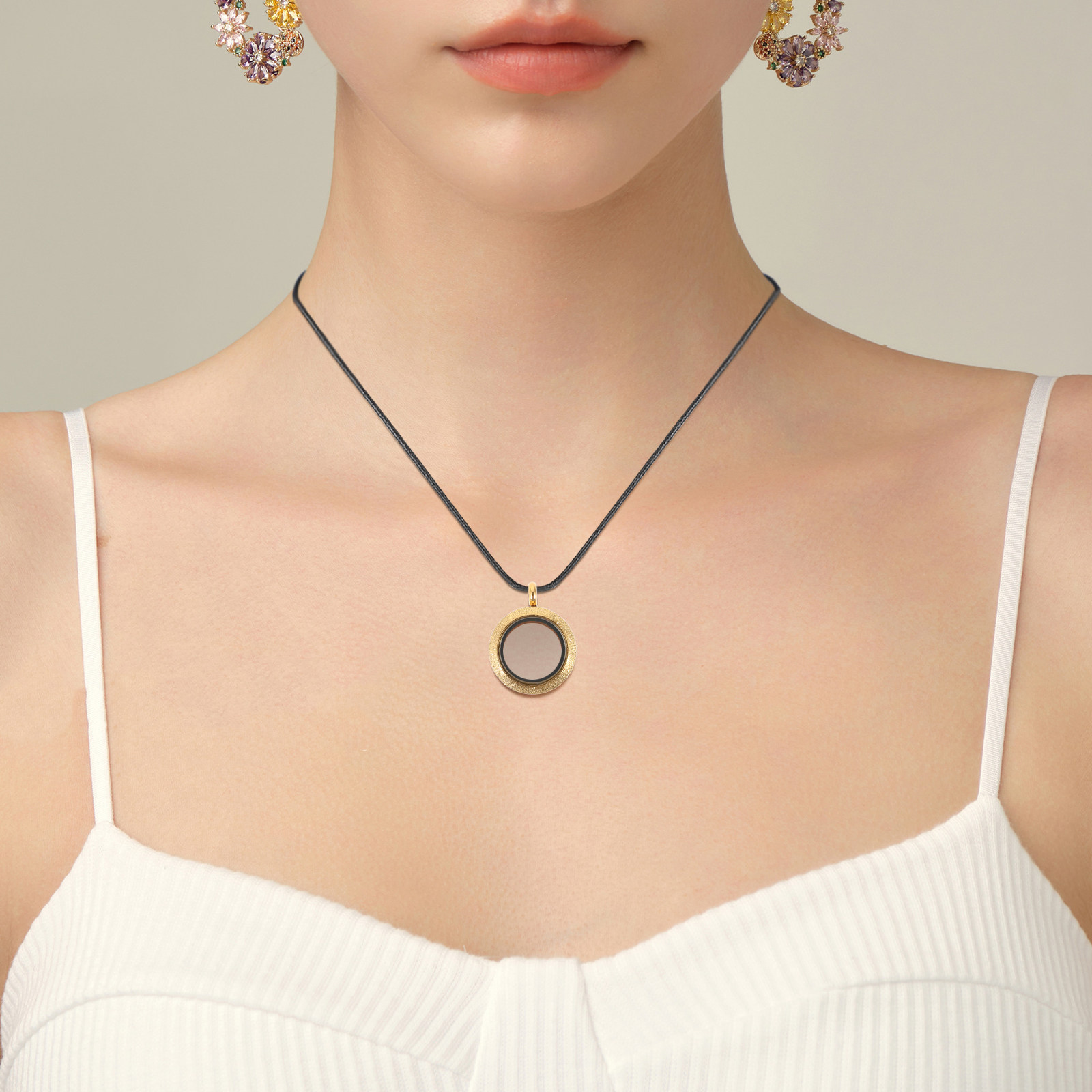 Pingente Redondo Flutuante de  - Resin Art Locket avaliação e preço